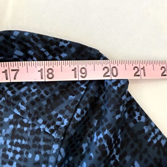 01. Algo Mens Large Pullover Hoodie Blue Digital Camo Performance Athleisure EUC - Picture 9 of 11